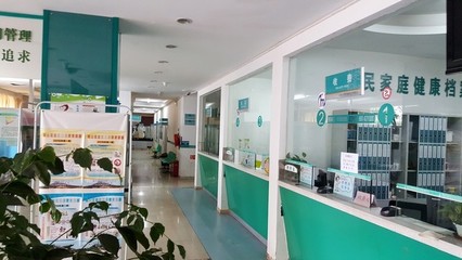 健康咨詢，醫(yī)院服務(wù)窗口的溫馨橋梁